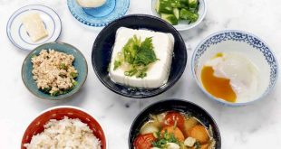 Simple dishes help Japanese elderly who live independently maintain a nutritious diet.