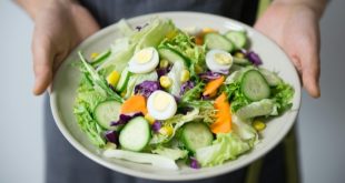 A new cookbook links healthy diets with quality sleep.