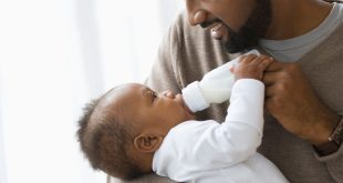 Bottle feeding toddlers to sleep Association with tooth decay and increased weight.