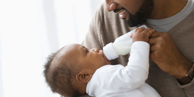 Bottle feeding toddlers to sleep Association with tooth decay and increased weight.