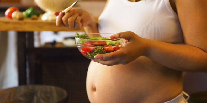 Nine Pregnancy Nutrition Dos and Don'ts You Need to Know